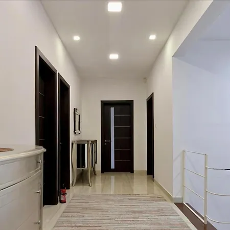 Modern House With Pool - 10 Guests Max Ta Cantar