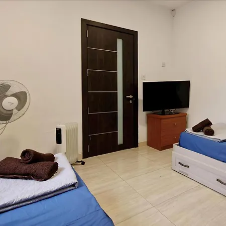 Modern House With Pool - 10 Guests Max Appartement Ta Cantar