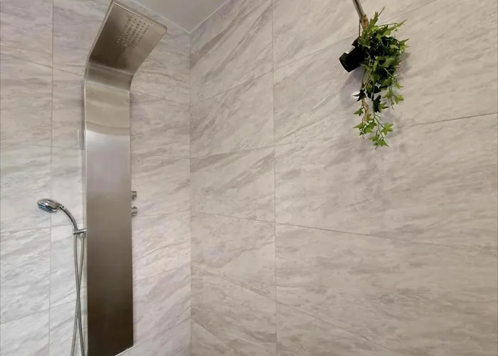 Modern House With Pool - 10 Guests Max Appartamento *