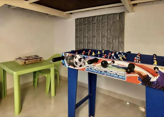 Modern House With Pool - 10 Guests Max Appartamento