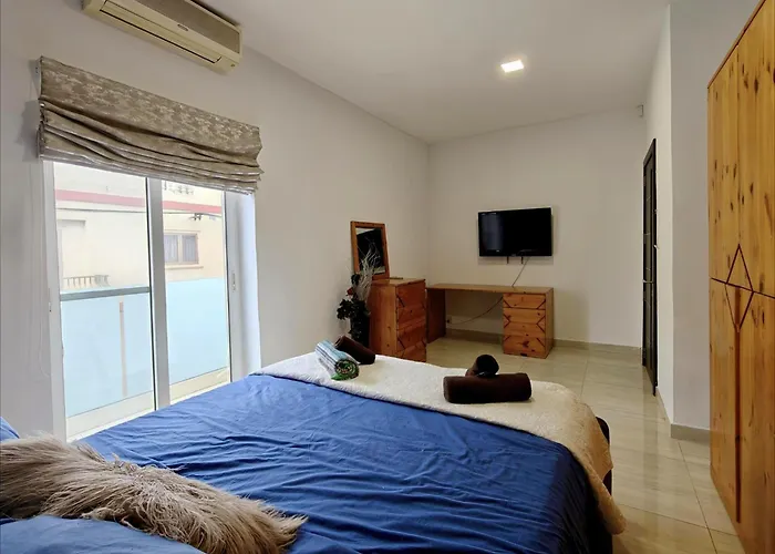 Modern House With Pool - 10 Guests Max Ta Cantar